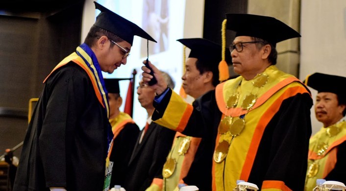 Sigit Purnomo Syamsudin Said atau yang akrab disapa Pasha Ungu berhasil meraih gelar sarjana.