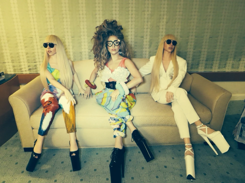 11-27-13-Little-Monsters-com-001.webp