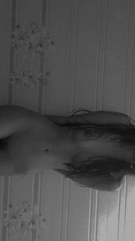 photo 6109135832741957707 y