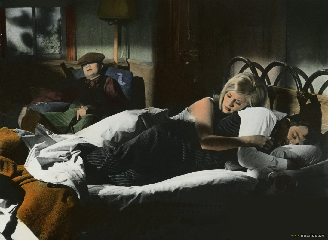 Faye_Dunaway_b52
