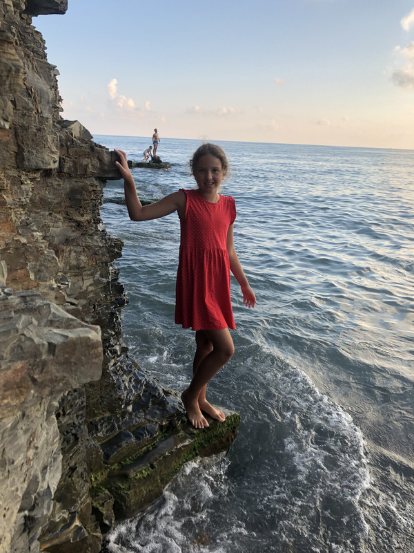 B9FFA65C-46C5-401A-9722-EAD9C7E378B2