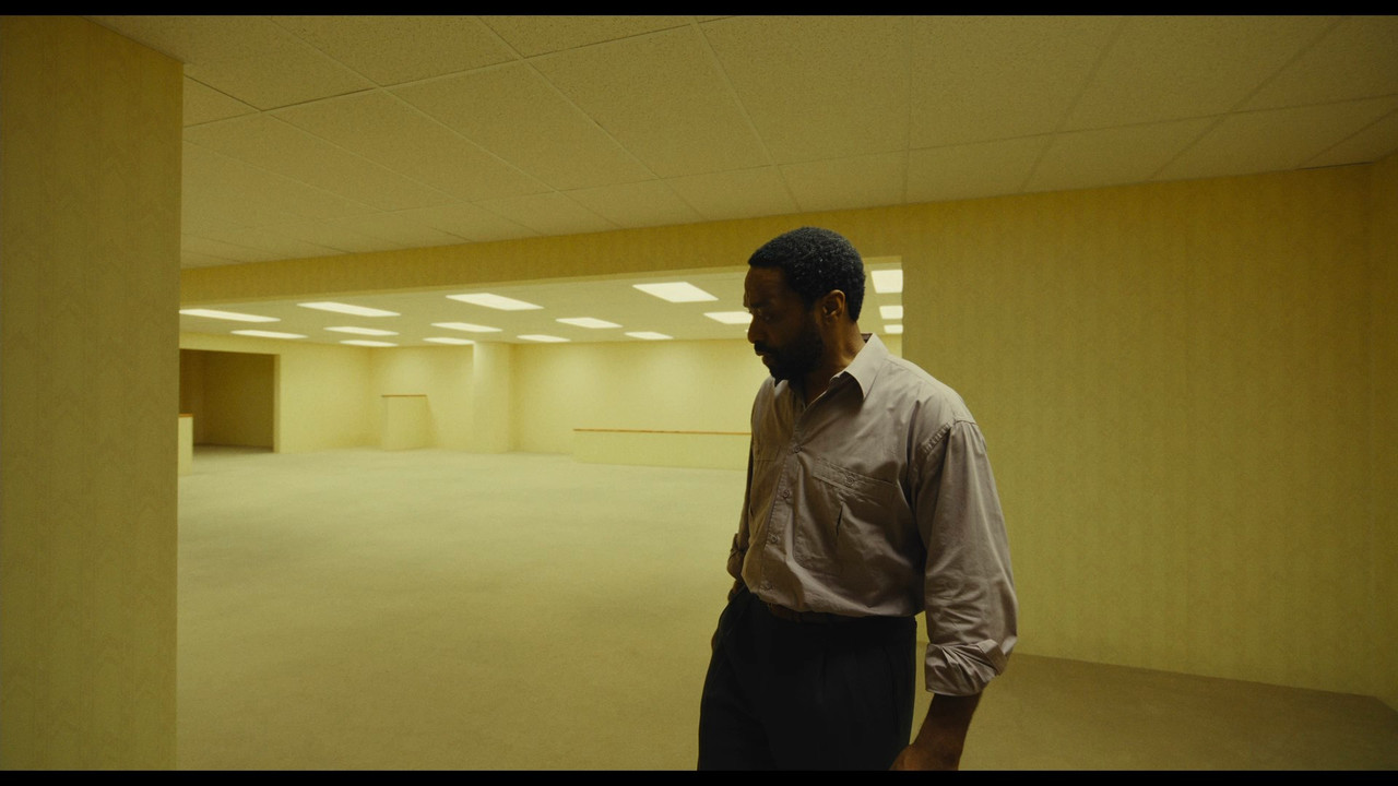 Backrooms Sin salida (2026) Full 1080p BDREMUX Latino Inglés mkv snapshot 00 29 35 857