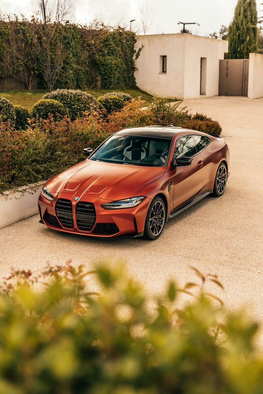 frozen-orange-g82-m4-coupe1