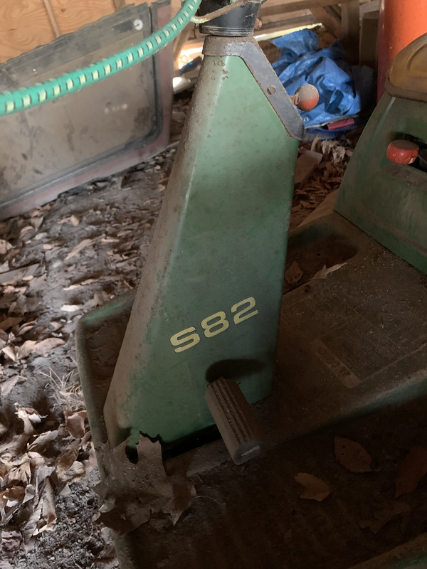 A31C865F-1200-40A7-BBD3-CA3039412216