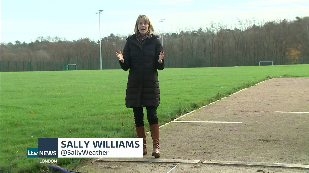 ITV News London_20201130_18001830.ts_snapshot_23.50.768