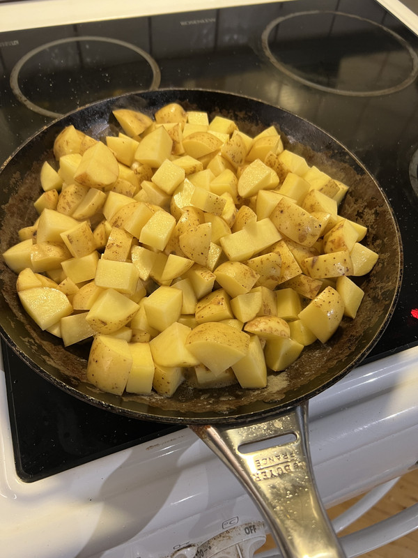 D09216CC-DC00-4CC3-9BA4-7693606BCD47