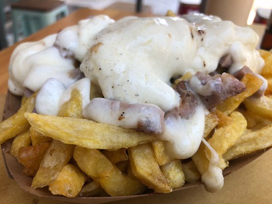 patate provola e salsiccia