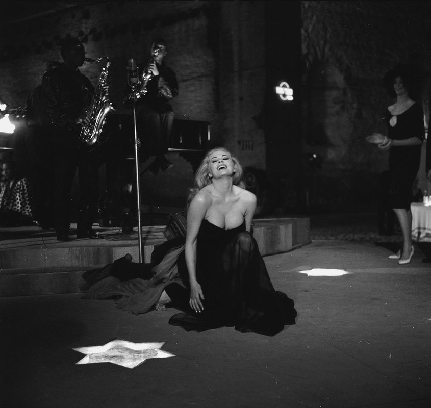 anita_ekberg_mb93