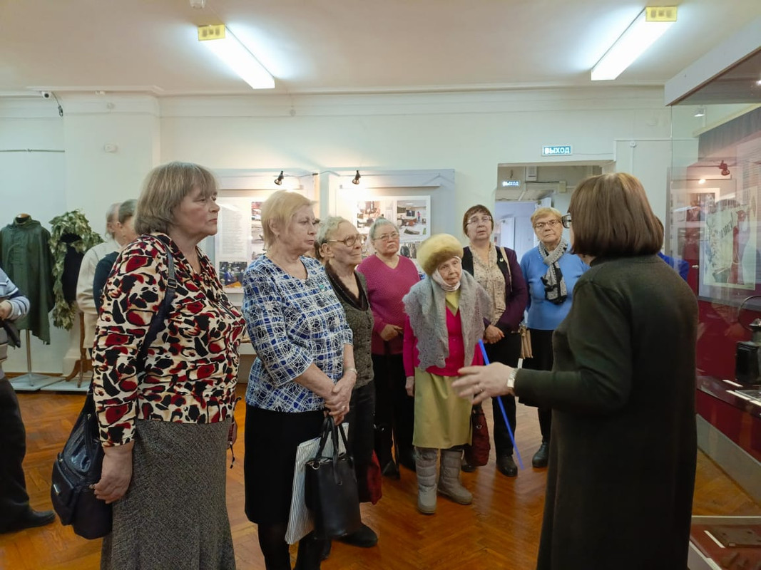 Родоведы на выставке Путь к Победе