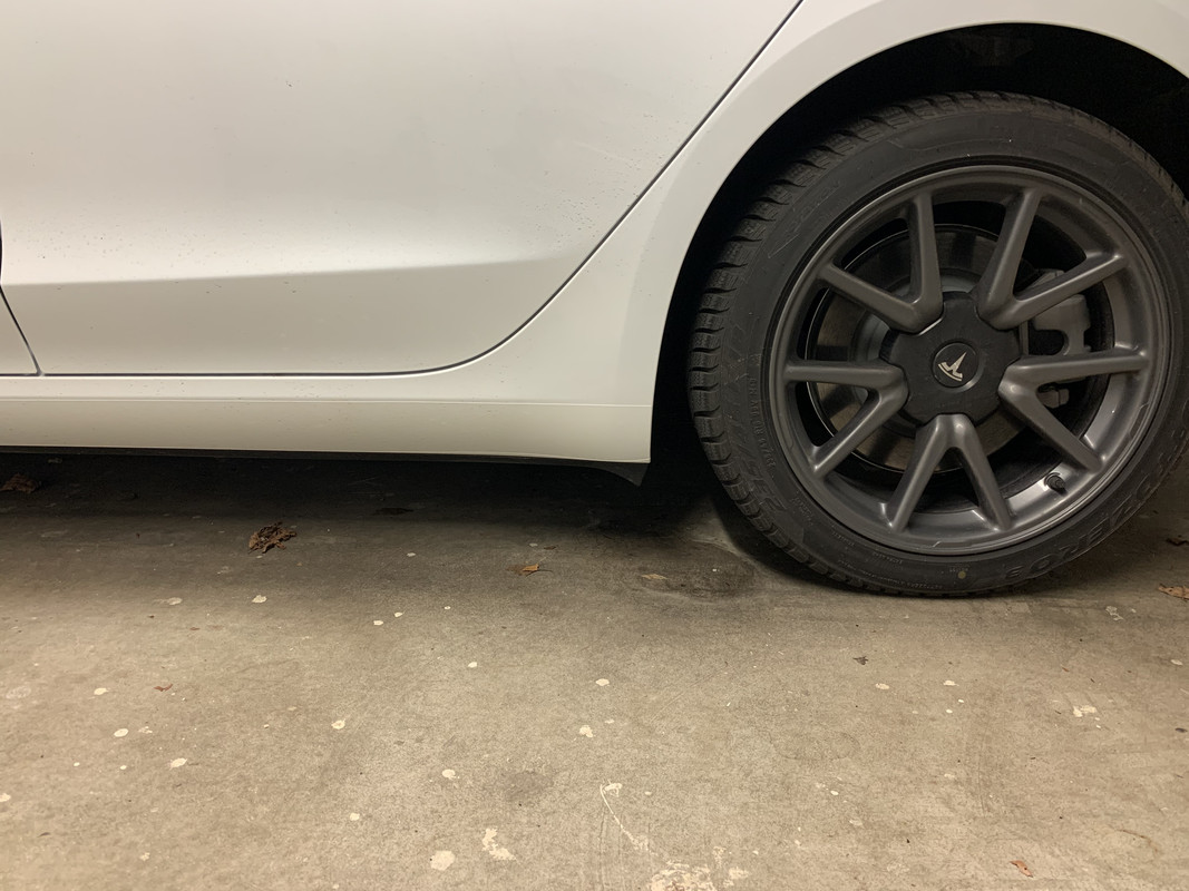 02533DB2-C4EA-42B7-B79B-40793F85AAA4