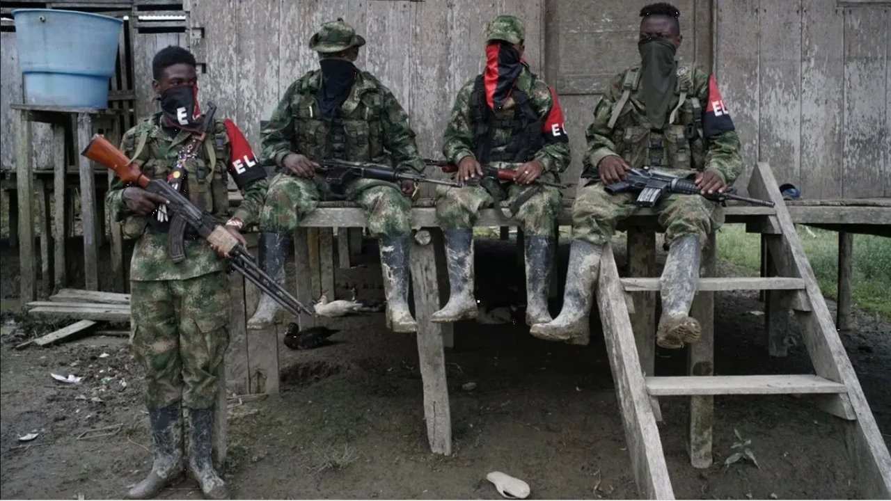 Colombia y el ELN dialogarán cese al fuego en México