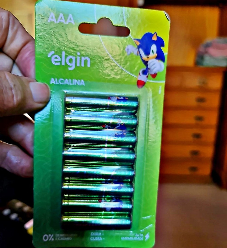 Pilha Alcalina AAA com 16 unidades Elgin Palito
