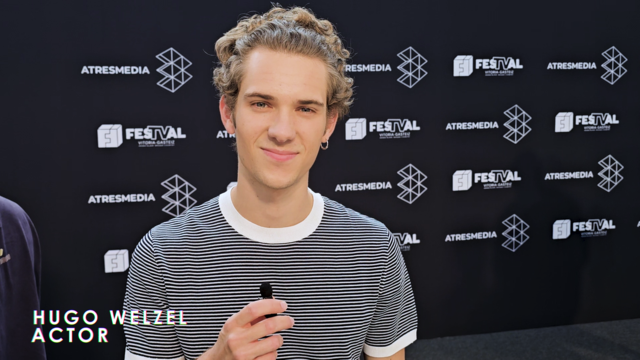 ENTREVISTA AL ACTOR HUGO WELZEL EN EL FESTVAL POR LA SERIE “MAR AFUERA”
