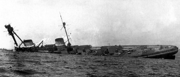SMS-Derfflinger-scuttled.jpg
