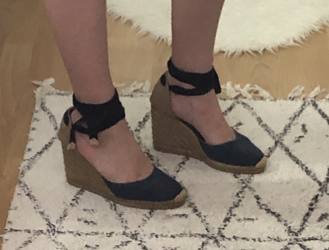 57FC3456-6ABD-4924-AE80-4A7B8B3A3483