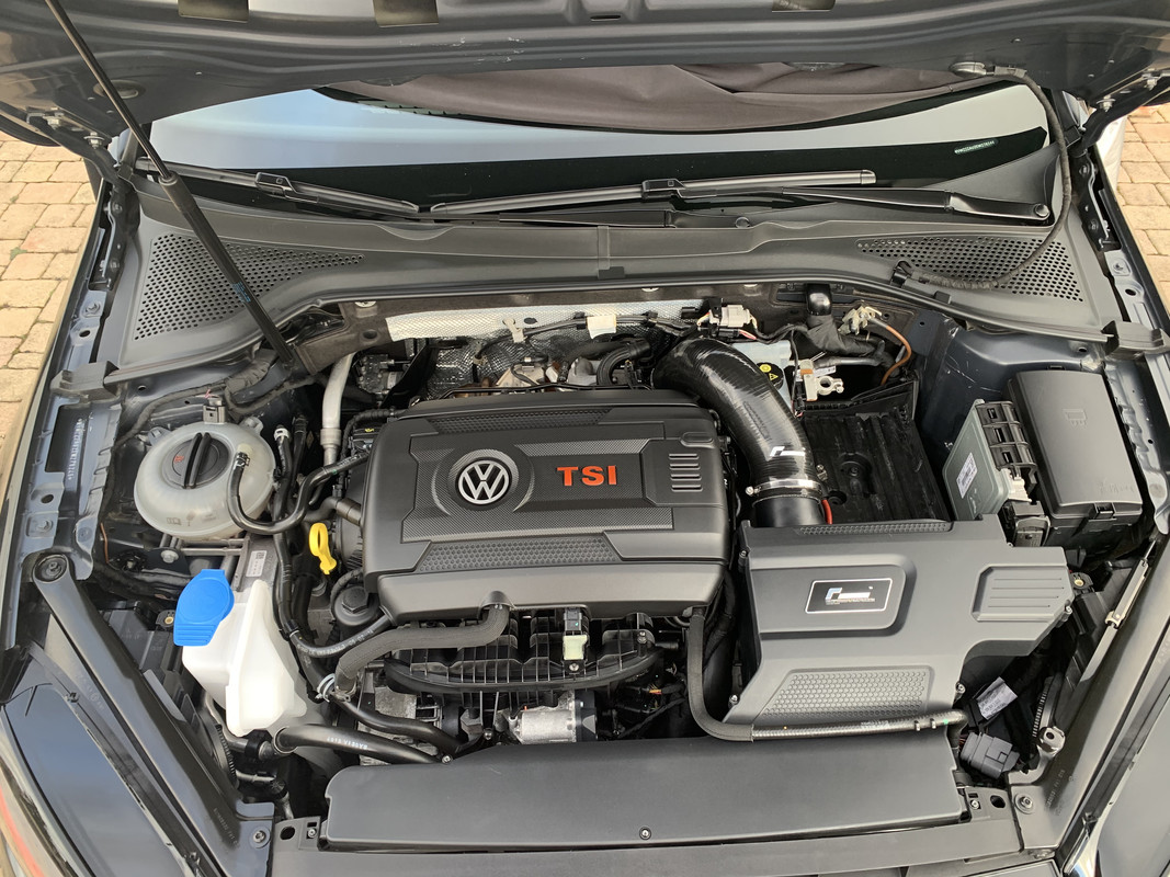 303DA5D5-F276-4825-BD03-4584C73A82C9