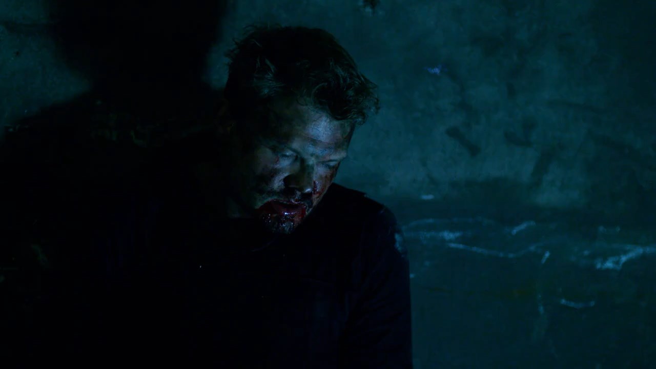 Marvel's Daredevil (2015) Season 1 [Hindi + English] WebRip 480p 720p ESub - Complete Screenshot