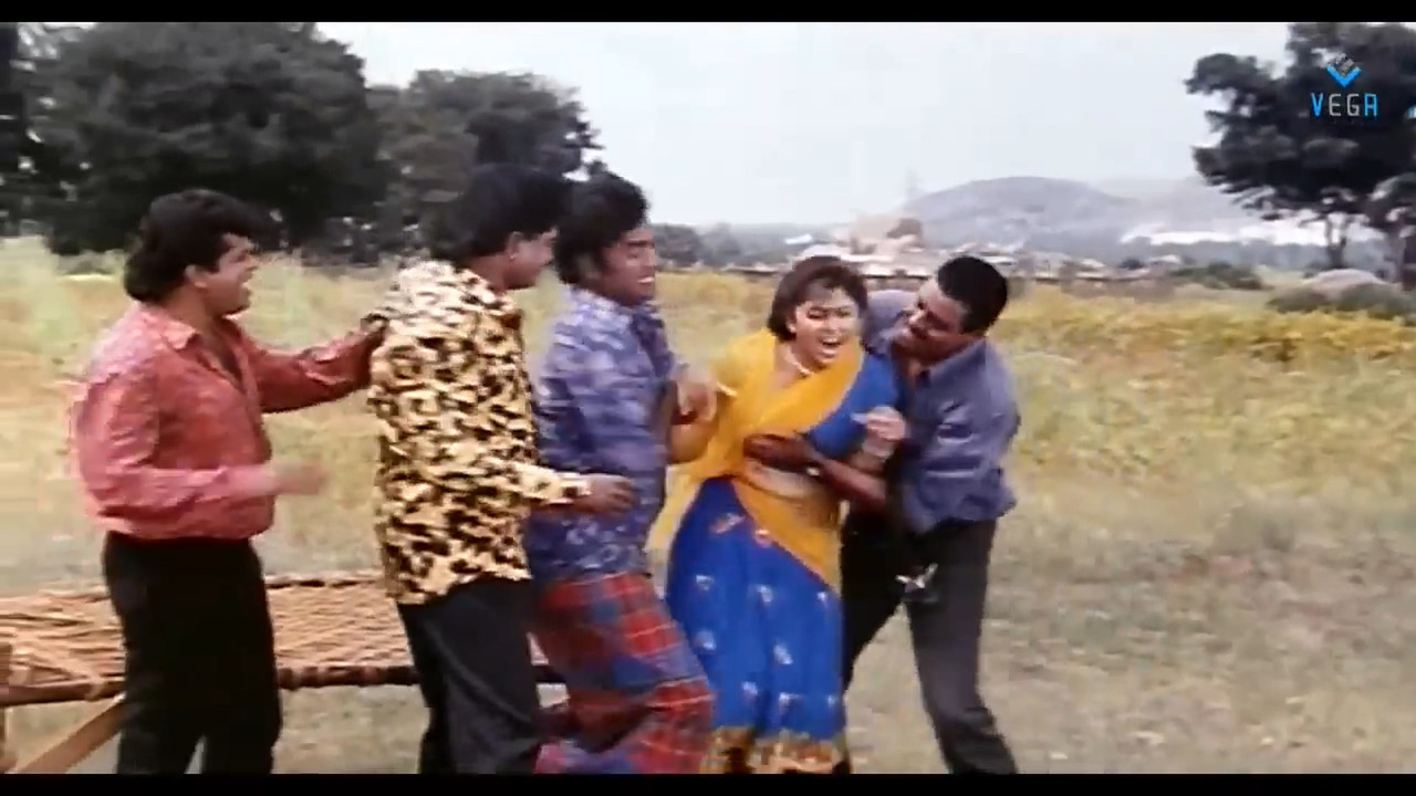 Dolly Minhas Palviahgam Avi - Villains Troubles a Women_4MxpygcjgQs.mp4_20220519_114826.815