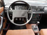 [Afbeelding: Volvo-244-dl-76-beige-646926.jpg]