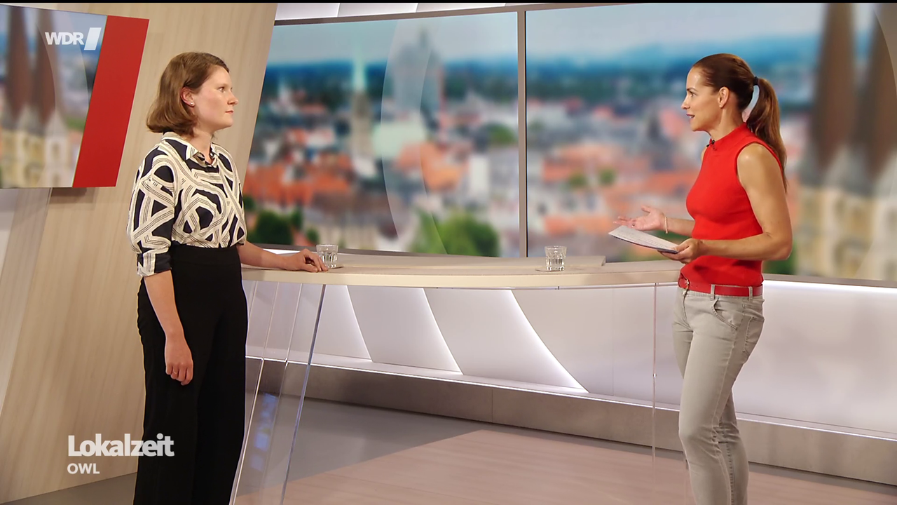 Kristina Sterz WDR Lokalzeit OWL 06 07 2026 118X Caps 100