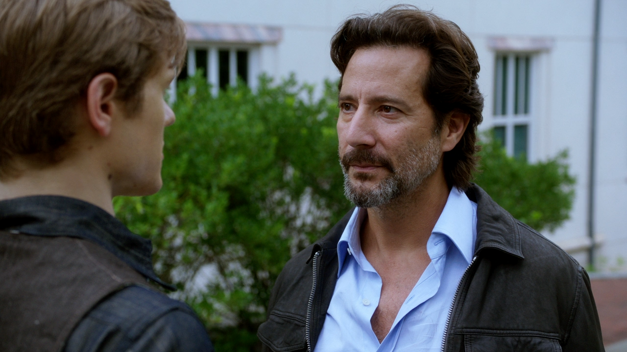 MacGyver.2016.S04E01.Dalle.ceneri.ITA.720p.AMZN.WEB-DLMux.H.264-MeM.mkv_snapshot_04.19_[2021.05.30_1