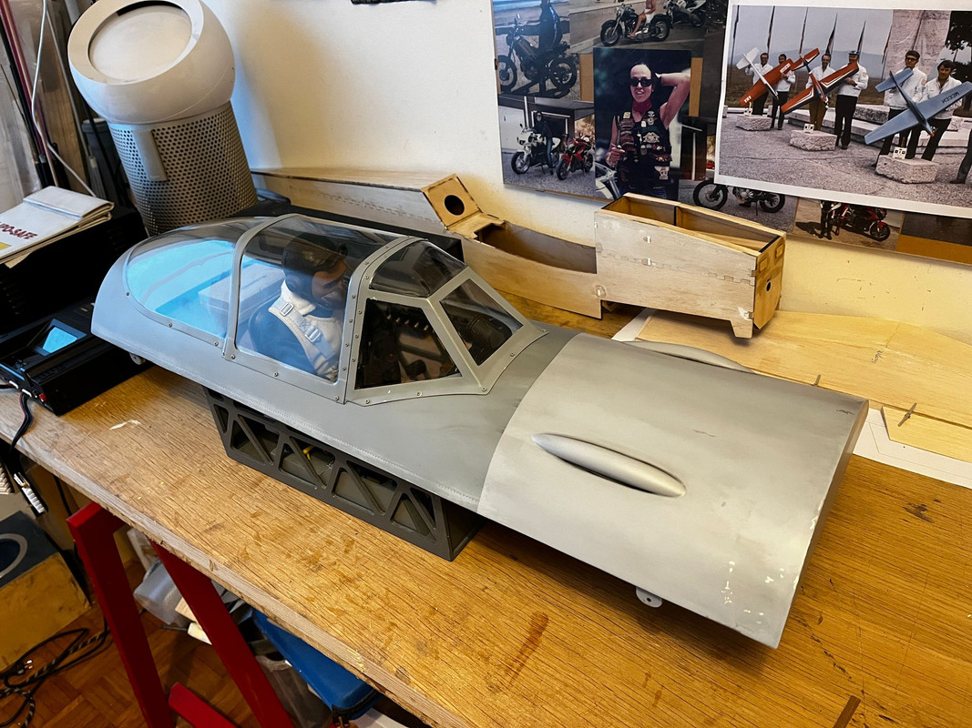 f8e1c6c8-49c6-46b0-8b3d-9fe80b378089