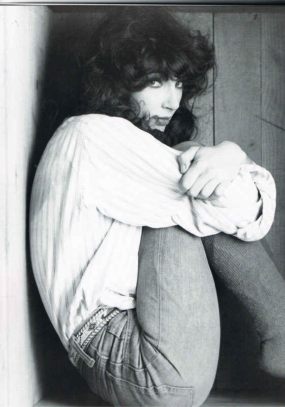 kate_bush_ma37