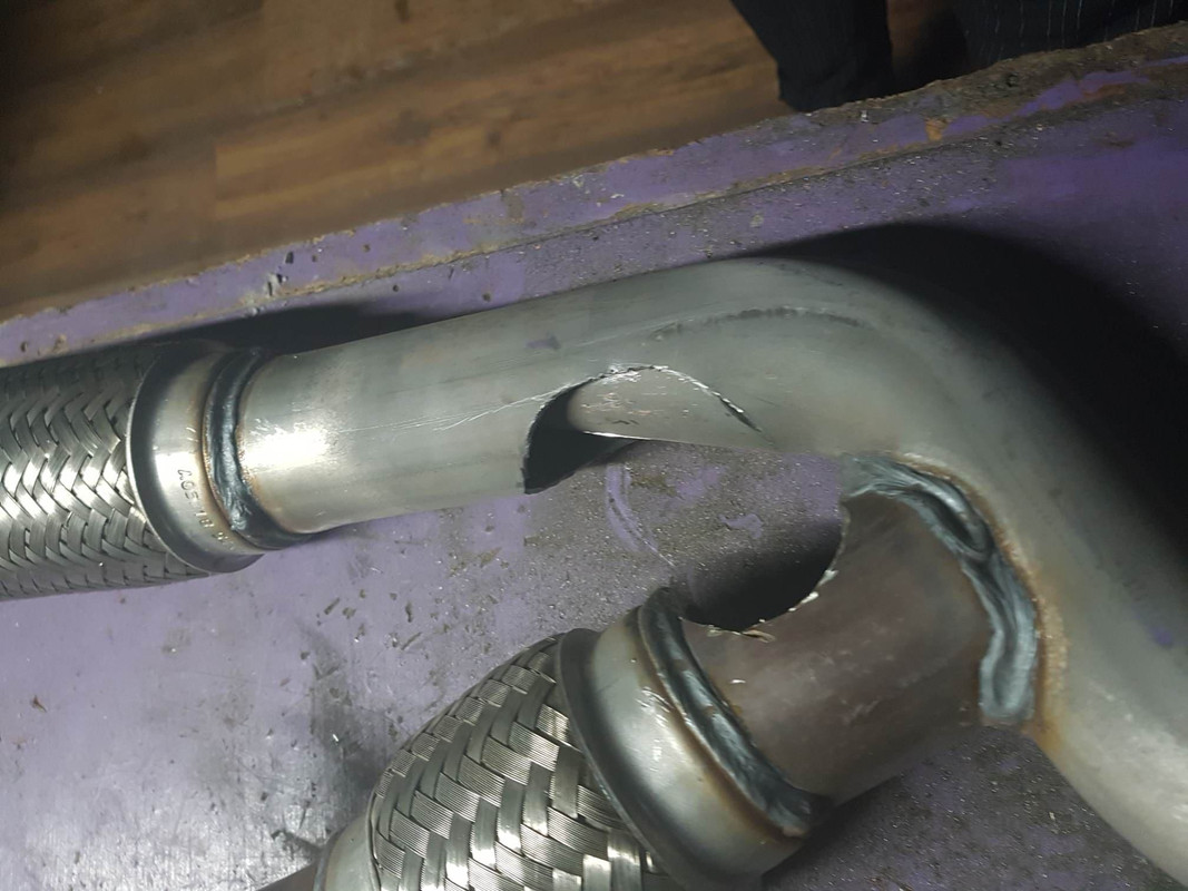 CC088D44-2C23-4787-AAD7-2A4E3FEF07A1