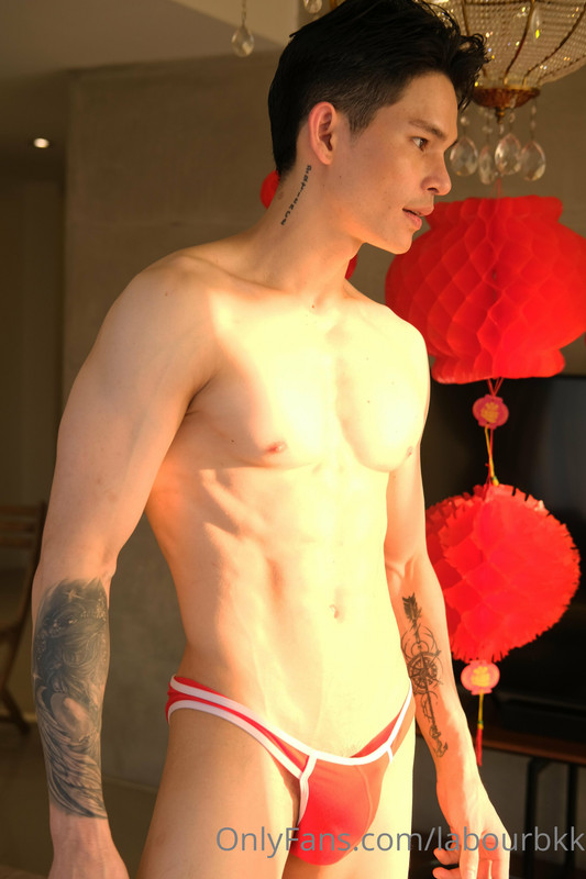 027