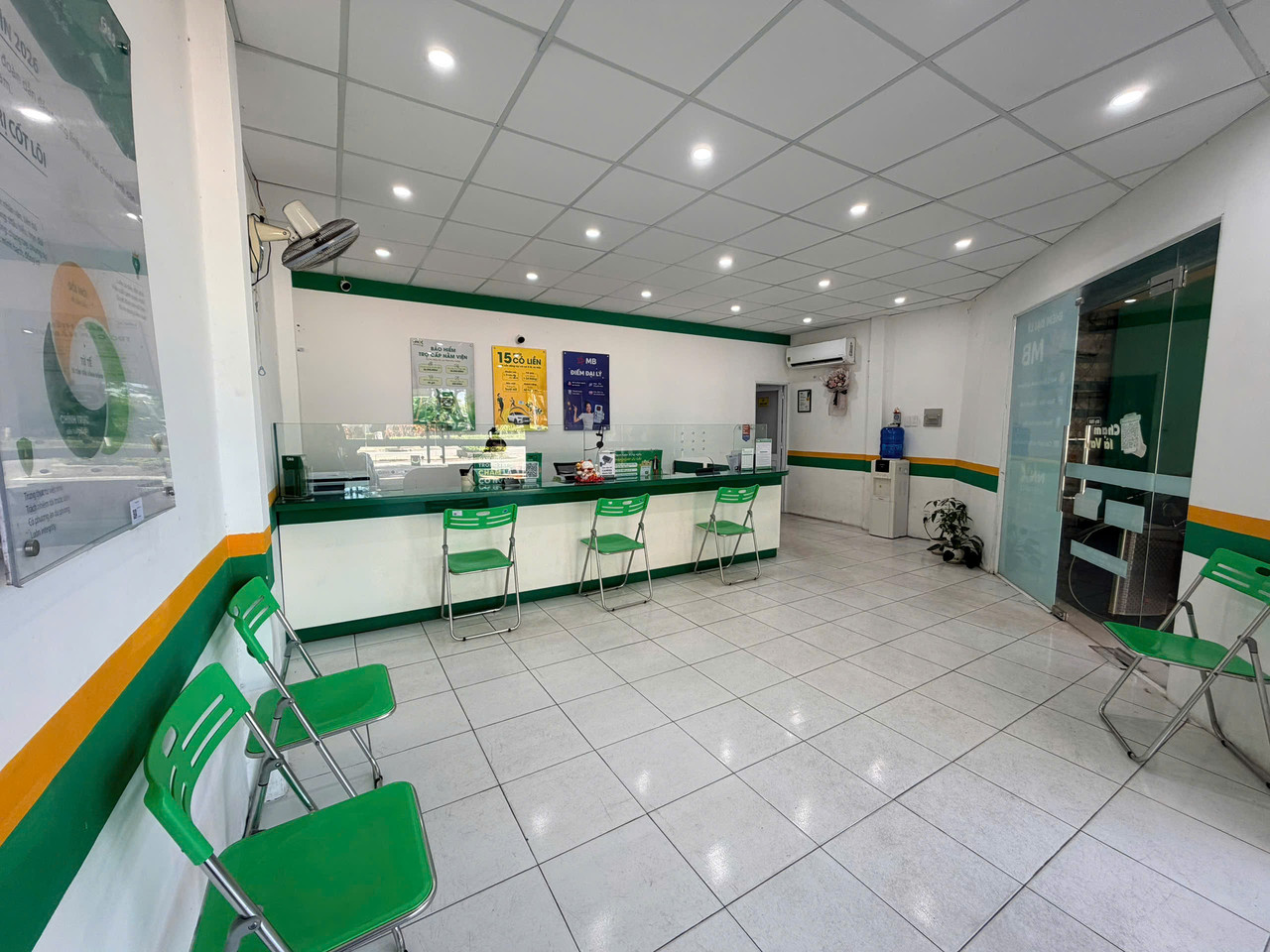Không gian phòng giao dịch F88 254 Lê Duẩn