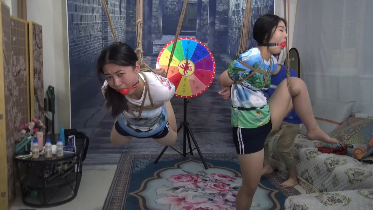胜景影视 双女M转盘捆绑游戏 四.mp4_20220818_185208.156
