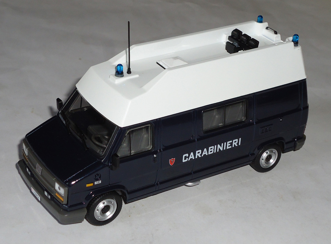FIAT-Ducato-Maxi Faina Carabinieri (1995)