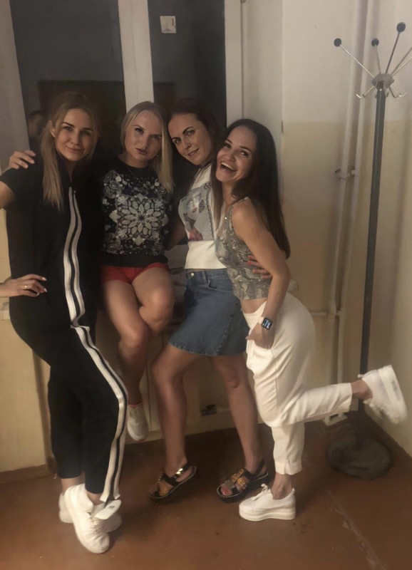 DC78B562-F833-4443-89B2-0333013C45C3