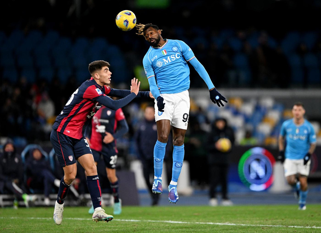 Nhận định, soi kèo Napoli vs Cagliari, 01h45 ngày 31/8 