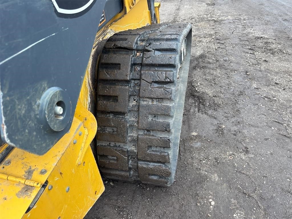 Vehicle thumbnail 23