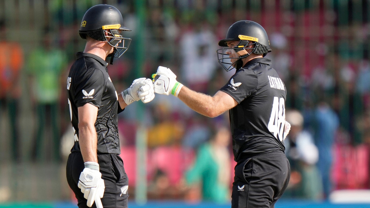 Key Strategies Behind New Zealand’s 300+ Score against pakistan