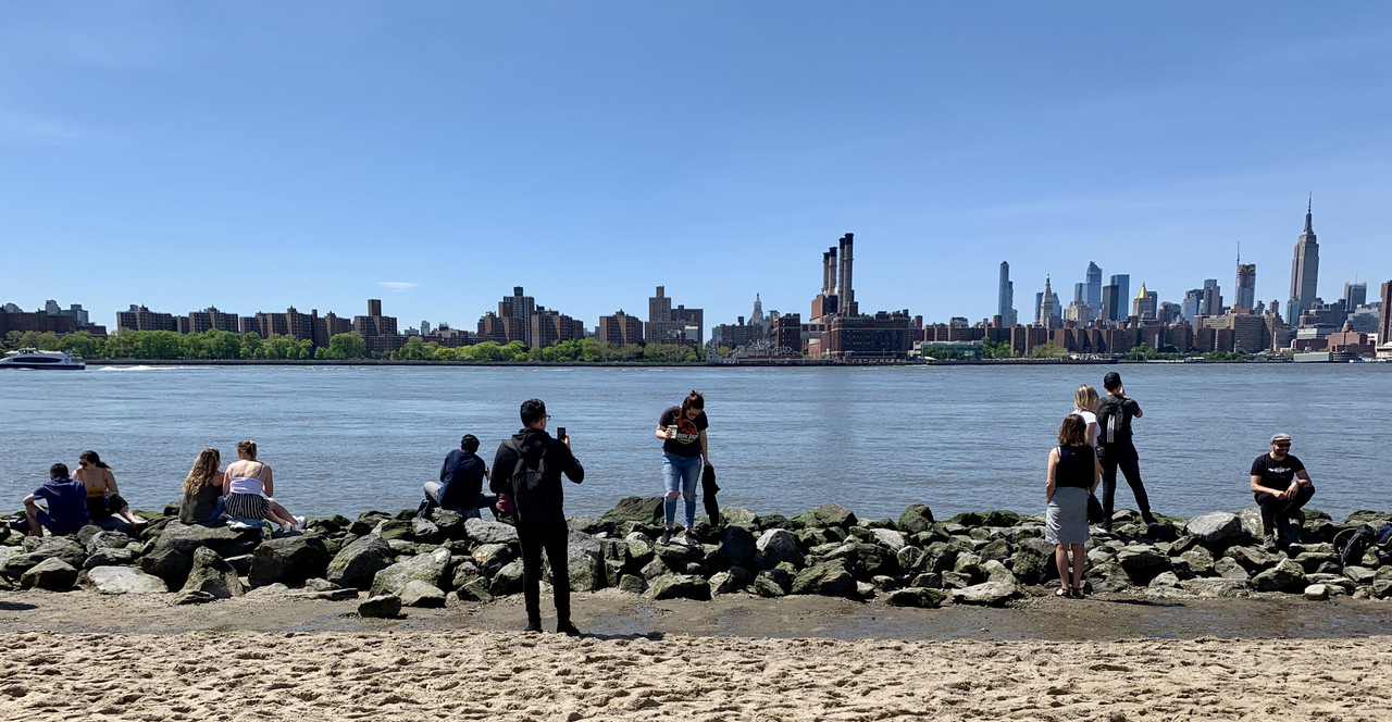 C836F415-EEFF-4AE8-B5D7-230426E15038