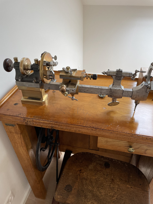 E44057BE-20B1-4DC2-BD49-4072BA232EEC