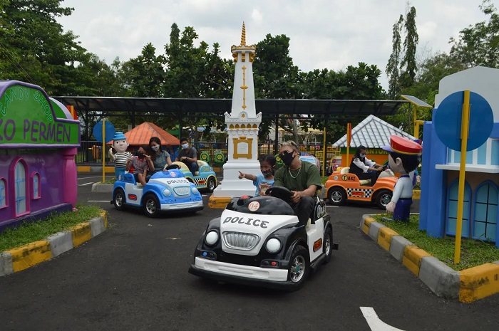 Kids Fun merupakan salah satu taman rekreasi yang sudah cukup populer di Jogja.