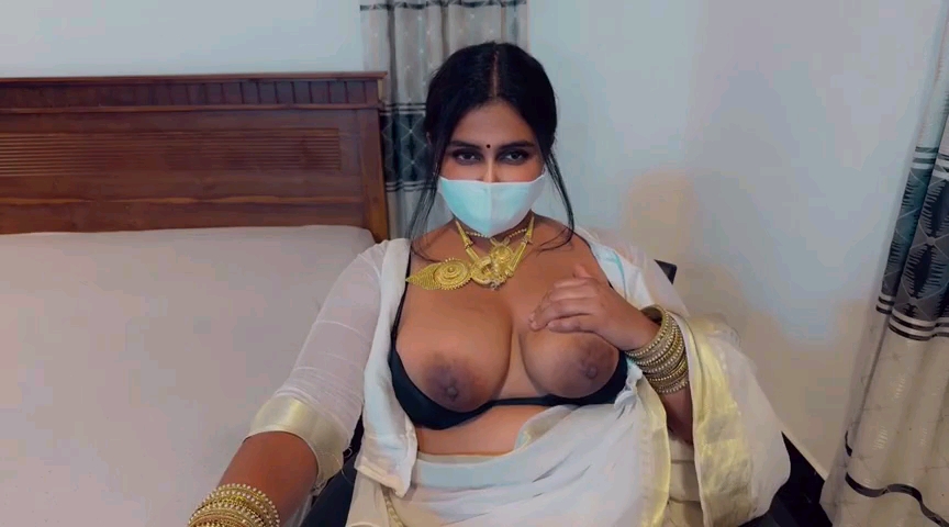 Busty-Wife-Pic-2.jpg