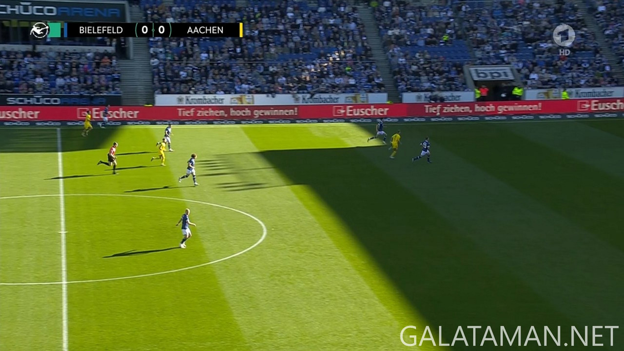 [Image: 10-26-17-50-00-Das-Erste-HD-Sportschau-t...45-265.jpg]