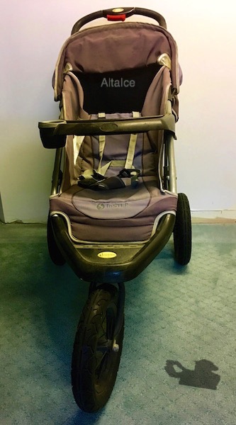 OldUsedBabyStrollerPic2.BeforeTheRebuild.AltaIce