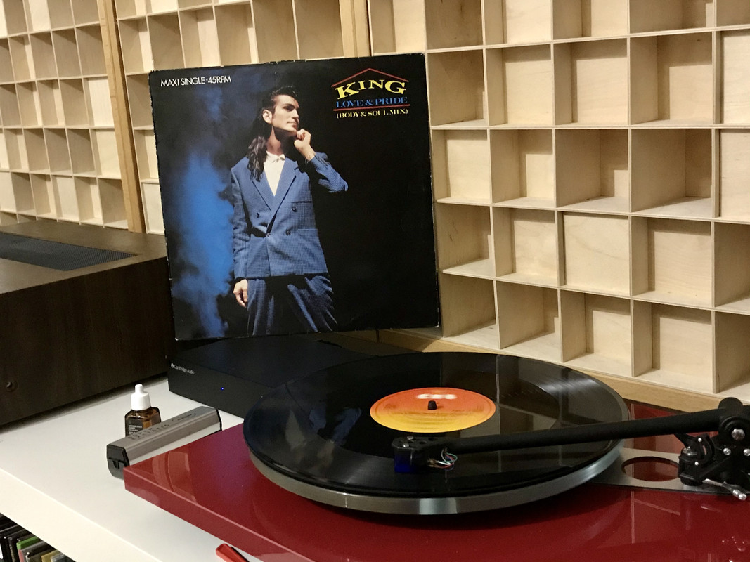 3F56BCA7-6601-40FD-9DAA-08A2AAB08BFA