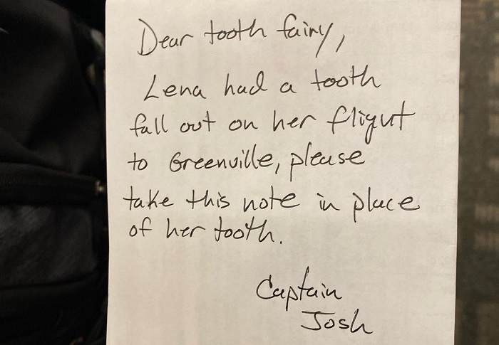 Catatan khusus yang ditulis Kapten Josh Duchow dari United Airlines.