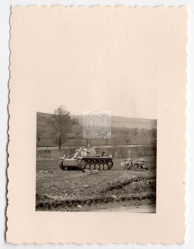 Osten Panzer Tank SDKfz KFZ Geschütz Beute Kettenfahrzeug