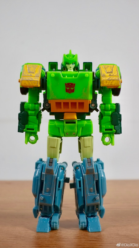 Siege-Springer-In-Hand-Images-01