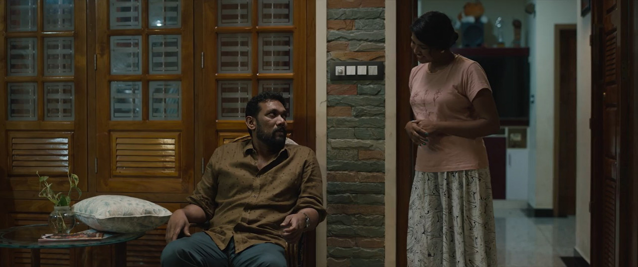 Praavu 2023 WebRip [Malayalam] 480p, 720p ESub Screenshot