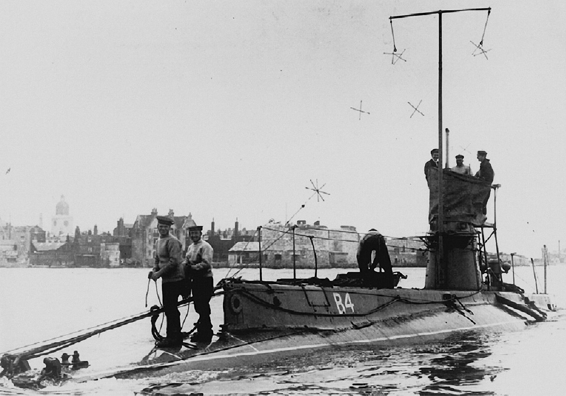 HMS B.4-1