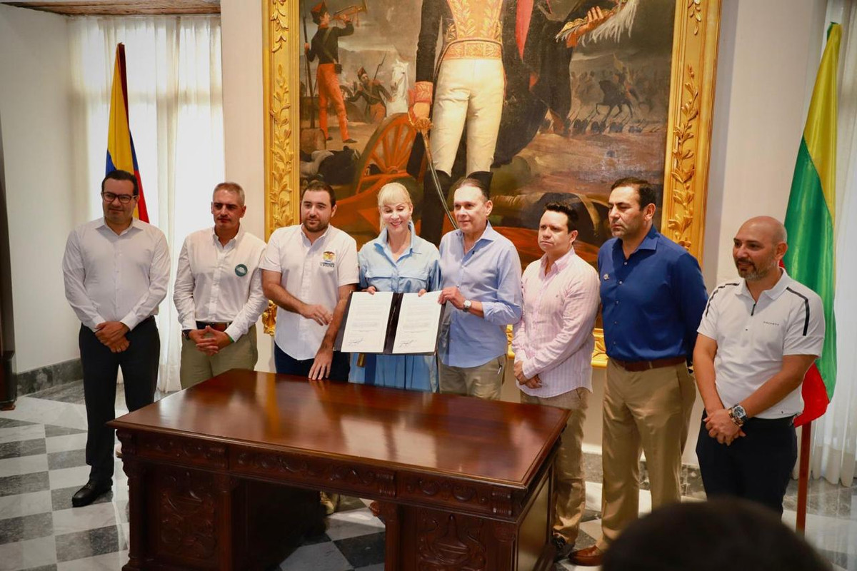 Gobernador de Antioquia destaca separación de poderes en sanción de leyes claves para las regiones