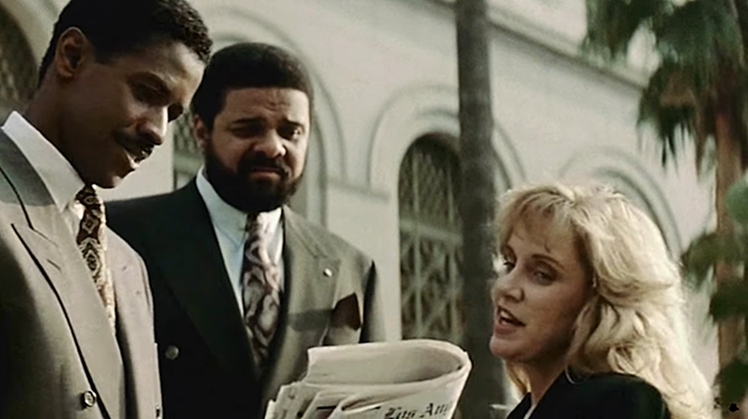MARY-ELLEN-TRAINOR-RICOCHET-1-C-FOTOR.png